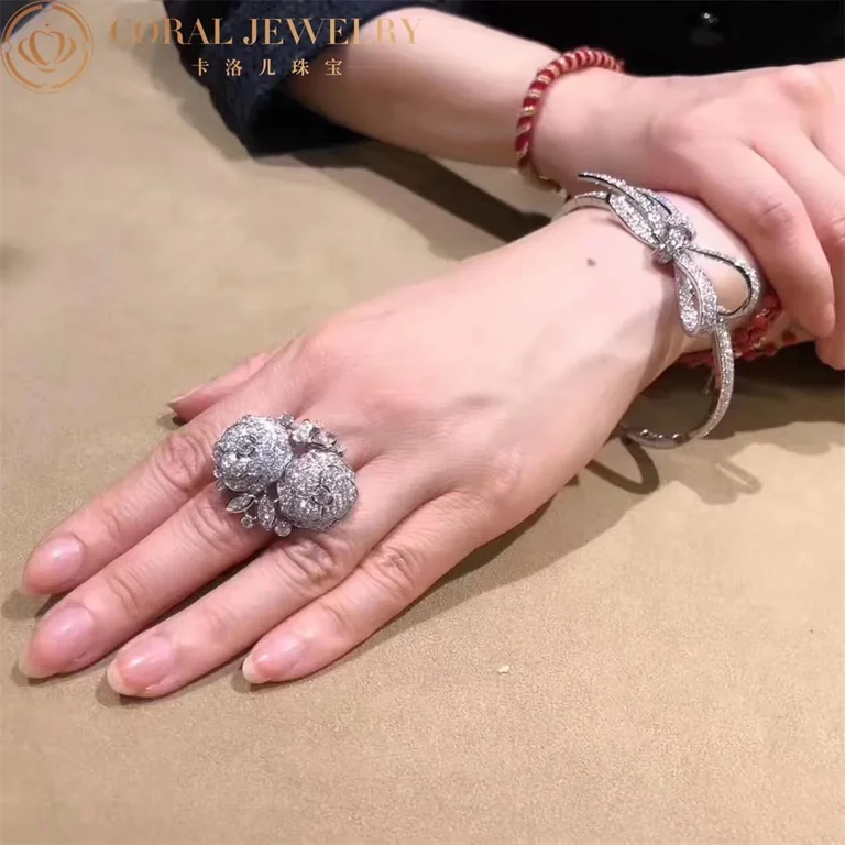 Chanel Ruban J3882 Bracelet 18k White Gold Diamonds 2