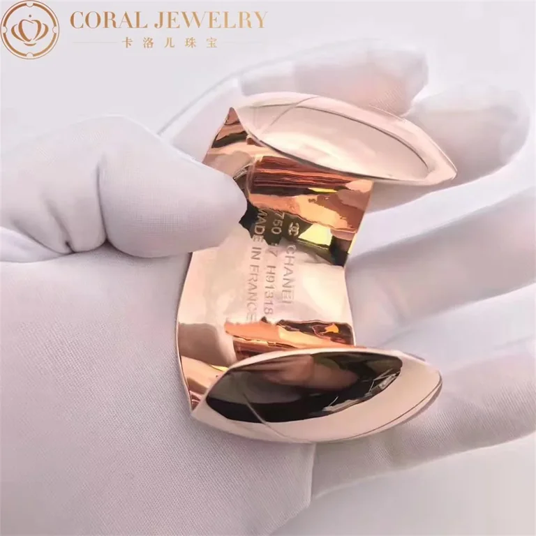 Chanel Coco Crush J10572 Cuff Quilted Motif 18k Yellow Gold 2