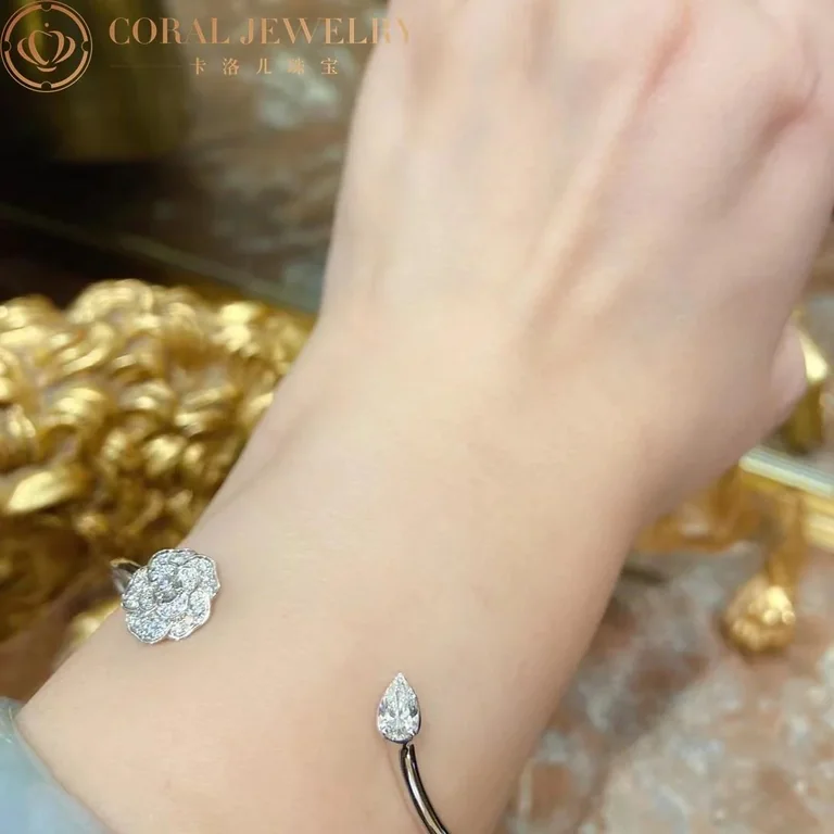 Chanel Camélia Précieux J11459 Bracelet 18k White Gold Diamonds 4