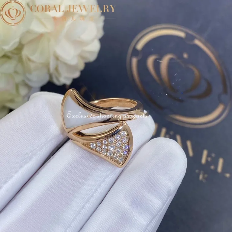Bulgari Divas? Dream 350721 ring in Rose gold mother of pearl and diamonds 8