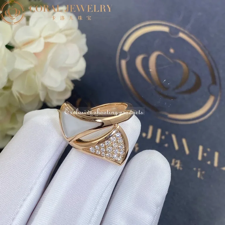 Bulgari Divas? Dream 350721 ring in Rose gold mother of pearl and diamonds 7