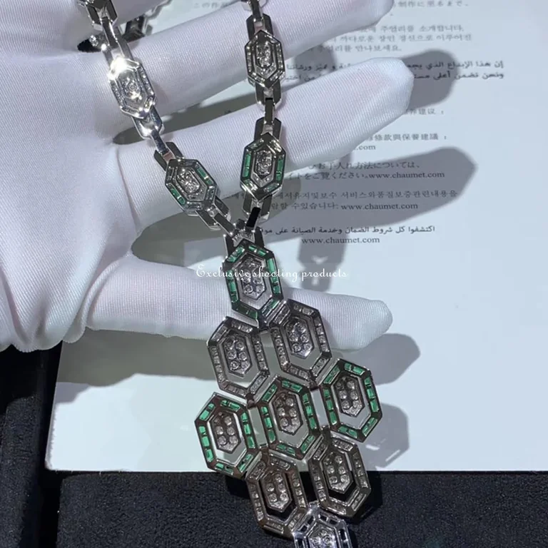 Bulgari Serpenti Seduttori CL857752 White Gold and Diamond Necklace 5