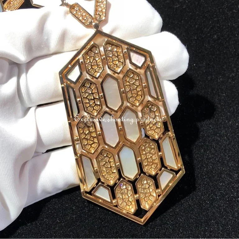 Bulgari Serpenti 261707 necklace in 18-carat pink gold and white mother-of-pearl and diamond high jewelry 6