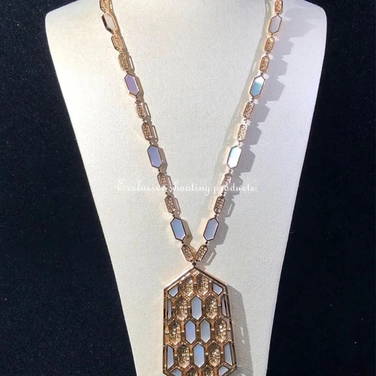 Bulgari Serpenti 261707 necklace in 18-carat pink gold and white mother-of-pearl and diamond high jewelry 5