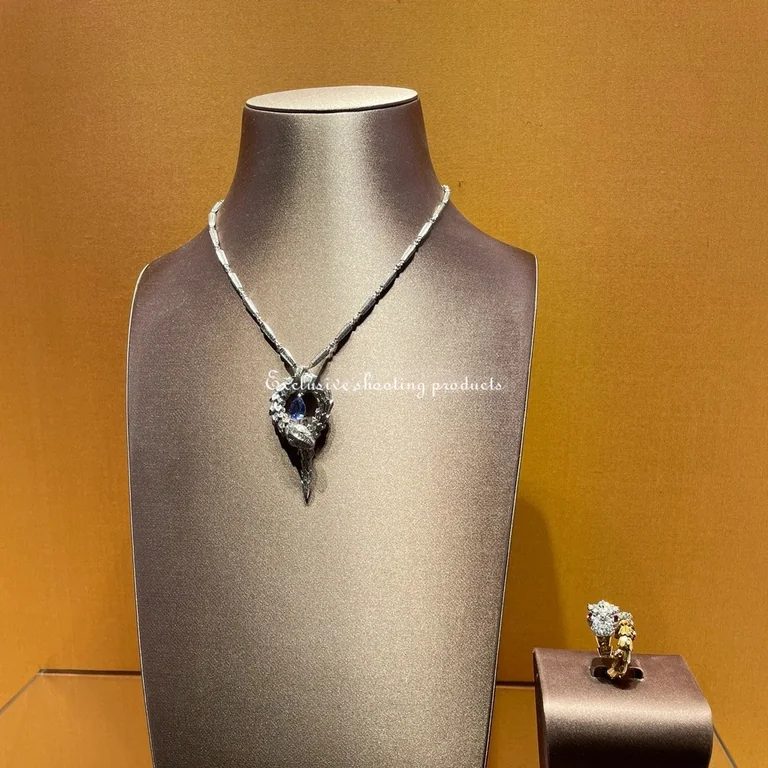 Bulgari Serpenti 354089 Necklace in 18K white gold pavé diamonds tanzanite 7