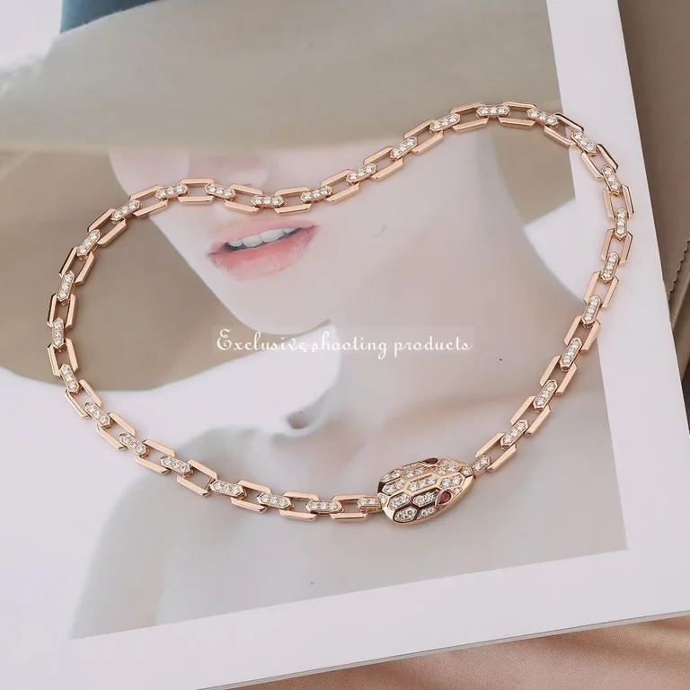 Bulgari Serpenti 352724 necklace CL857723 in 18 kt Rose gold 11