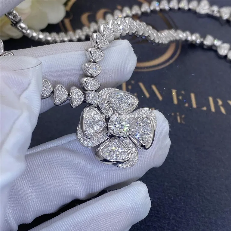 Bulgari Fiorever 357377 Necklace 16