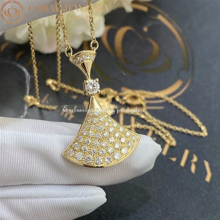 Bulgari Divas? Dream 358121 Necklace Yellow Gold Set Diamonds 3