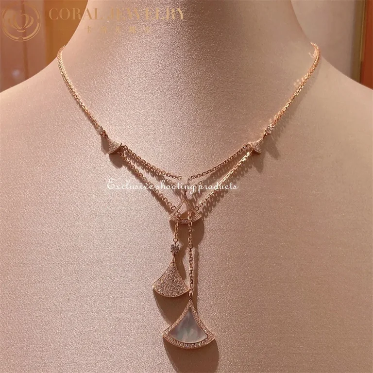 Bulgari Divas? Dream 358682 Necklace Rose Gold with Mother-of-pearl and Diamonds 12