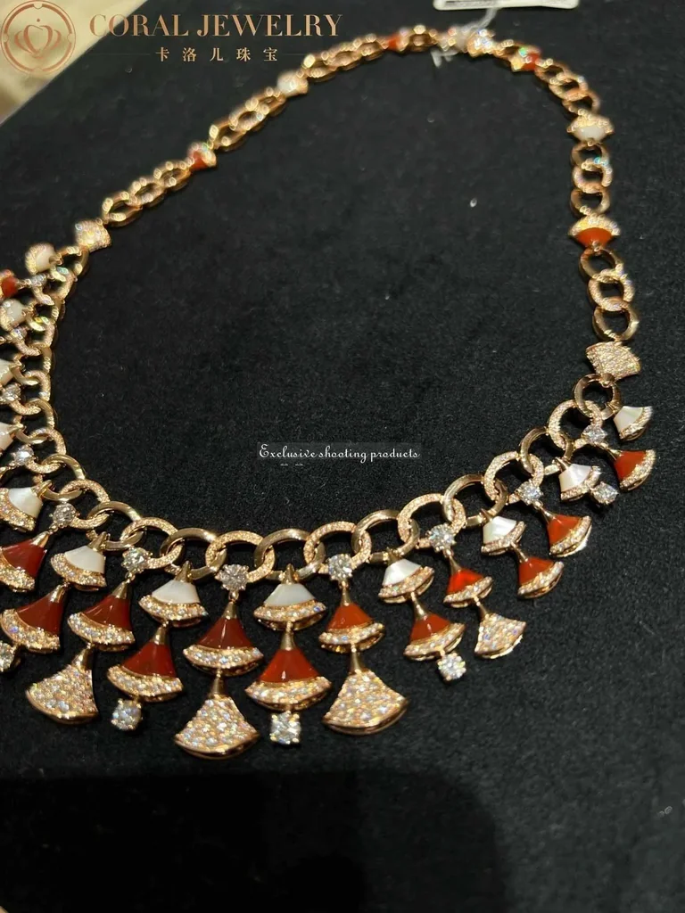 Bulgari Divas? Dream 354092 Necklace Rose Gold with Carnelian Mother-of-pearl and Diamonds High Jewelry 2