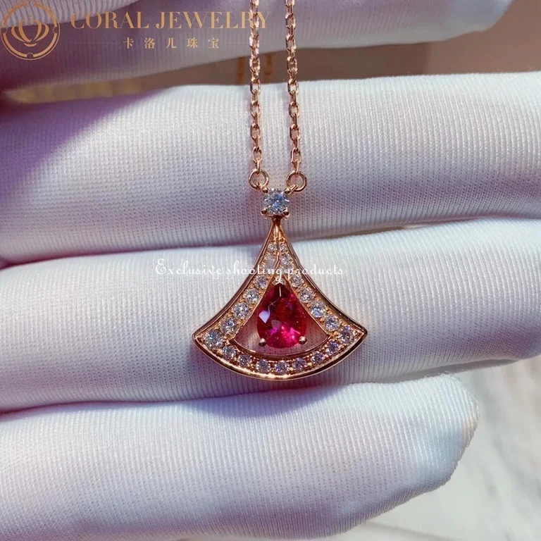Bulgari Divas? Dream 354366-1 Necklace Rose Gold Set Ruby and Diamonds 7