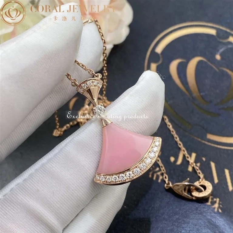 Bulgari Divas? Dream 354340 Necklace Rose Gold Pink Opal and Diamonds 5