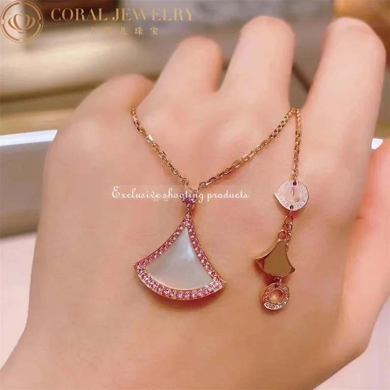 Bulgari Divas? Dream 359938 Necklace Rose Gold Mother-of-pearl and Pink Sapphires 16