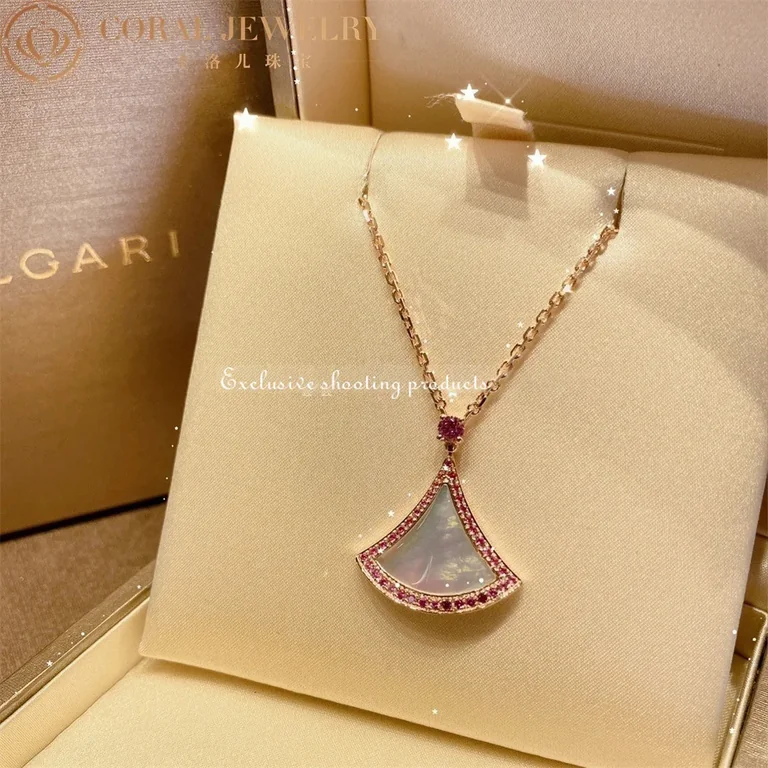 Bulgari Divas? Dream 359938 Necklace Rose Gold Mother-of-pearl and Pink Sapphires 15