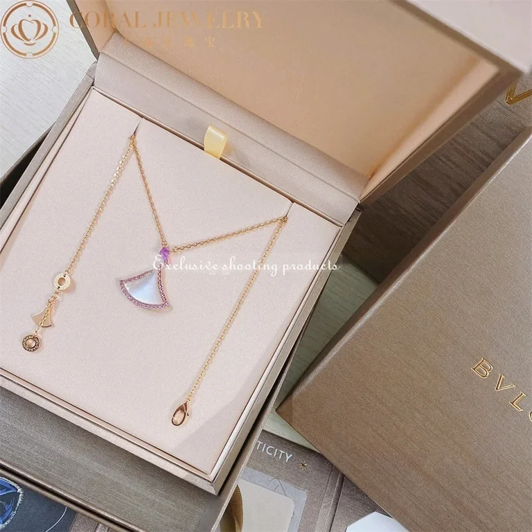 Bulgari Divas? Dream 359938 Necklace Rose Gold Mother-of-pearl and Pink Sapphires 12