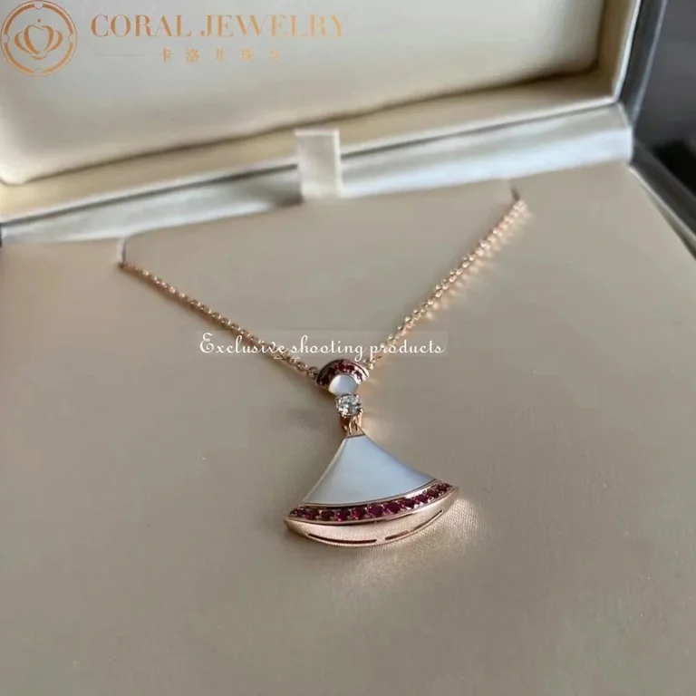 Bulgari Divas? Dream 358122 Necklace Rose Gold Mother-of-pearl and Rubies 7