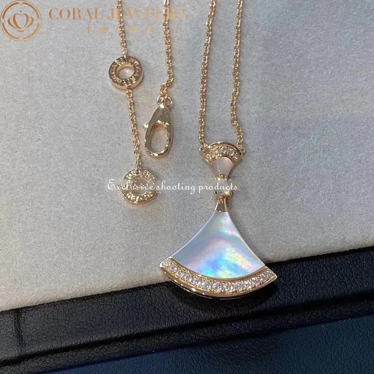 Bulgari Divas? Dream 356452 Necklace Rose Gold Mother-of-pearl and Diamonds 3