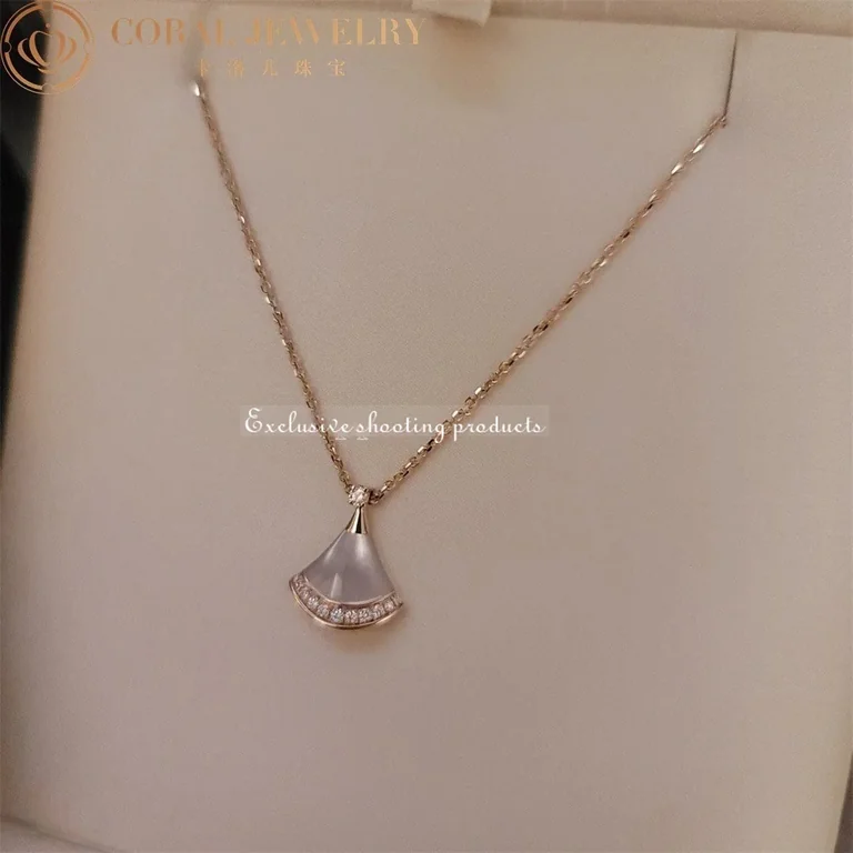 Bulgari Divas? Dream 358365 Necklace Rose Gold Mother-of-pearl and Diamonds 13