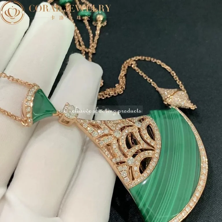 Bulgari Divas? Dream 358222 Necklace Rose Gold Malachite and Diamonds 5