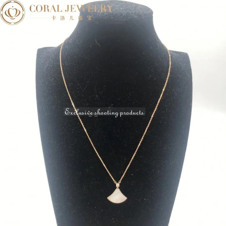 Bulgari Divas? Dream 350062 Necklace Rose Gold Mother-of-pearl and Diamonds 6