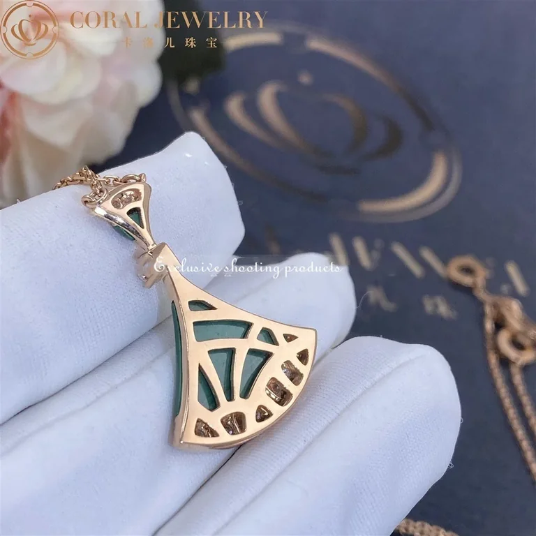 Bulgari Divas? Dream 351143 Necklace Rose Gold Malachite and Diamonds 7
