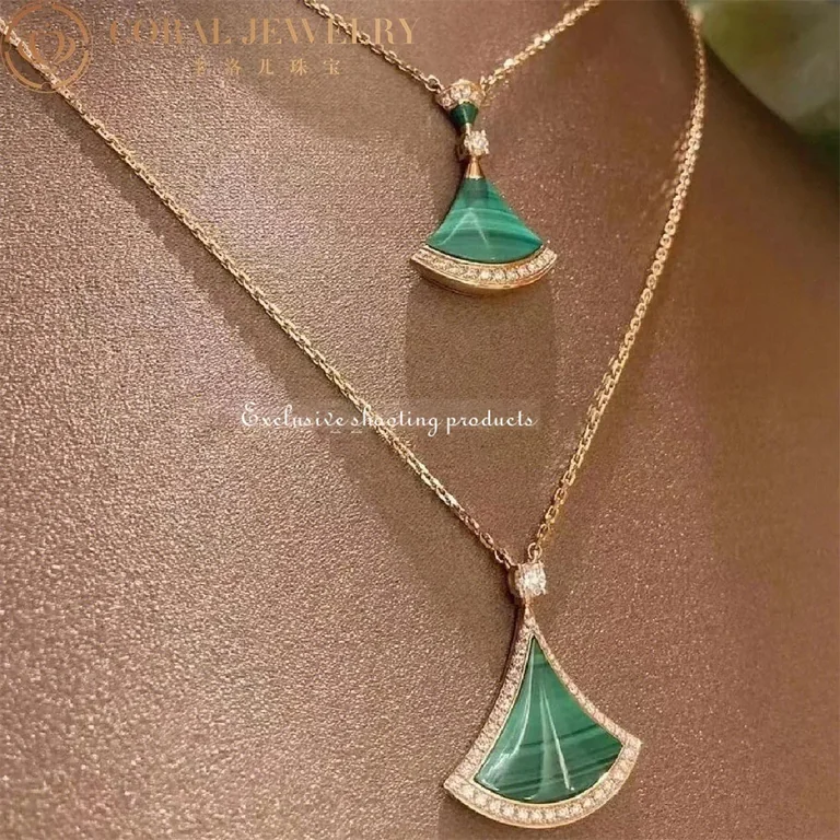 Bulgari Divas? Dream 351143 Necklace Rose Gold Malachite and Diamonds 5