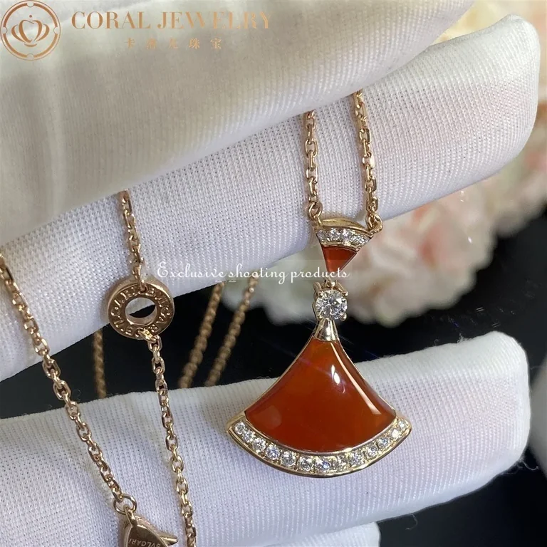 Bulgari Divas? Dream 356437 Necklace Rose Gold Carnelian and Diamonds 4