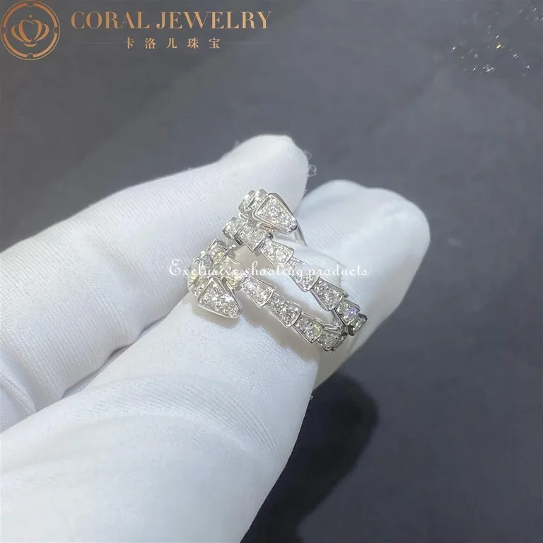Bulgari 358360 Serpenti Viper 18 kt white gold earrings set with pavé diamonds 8