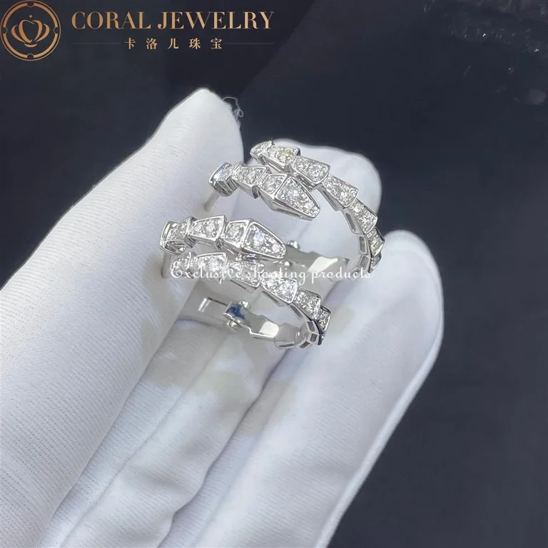 Bulgari 358360 Serpenti Viper 18 kt white gold earrings set with pavé diamonds 5