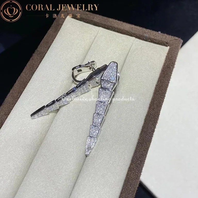 Bulgari Serpenti Viper 348320 earrigns in 18 kt white gold set with full pavé diamonds 12