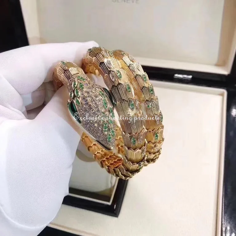 Bvlgari 101902 Serpenti Secret Watch SPW40D2GD2E.2T 6