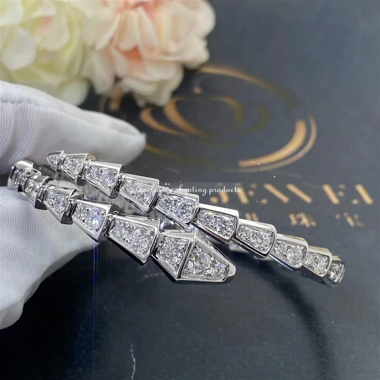 Bulgari 351844 Serpenti Viper one-coil slim bracelet in 18 kt white gold set with full pavé diamonds 6