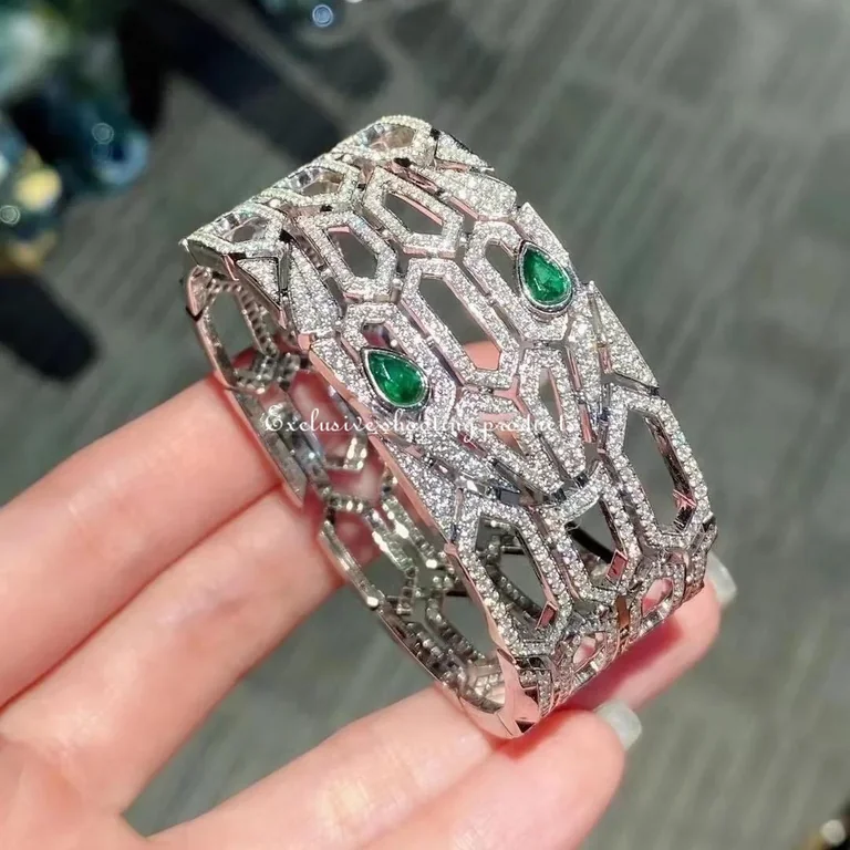 Bulgari Serpenti 352753 Bracelet White Gold Diamond And Emerald 9