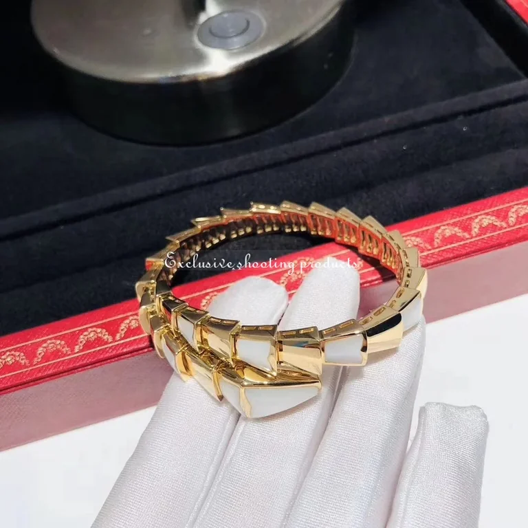 Bulgari Serpenti BR855763 bracelet yellow gold with delicate mother-of-pearl elements 5