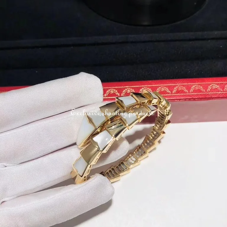 Bulgari Serpenti BR855763 bracelet yellow gold with delicate mother-of-pearl elements 3