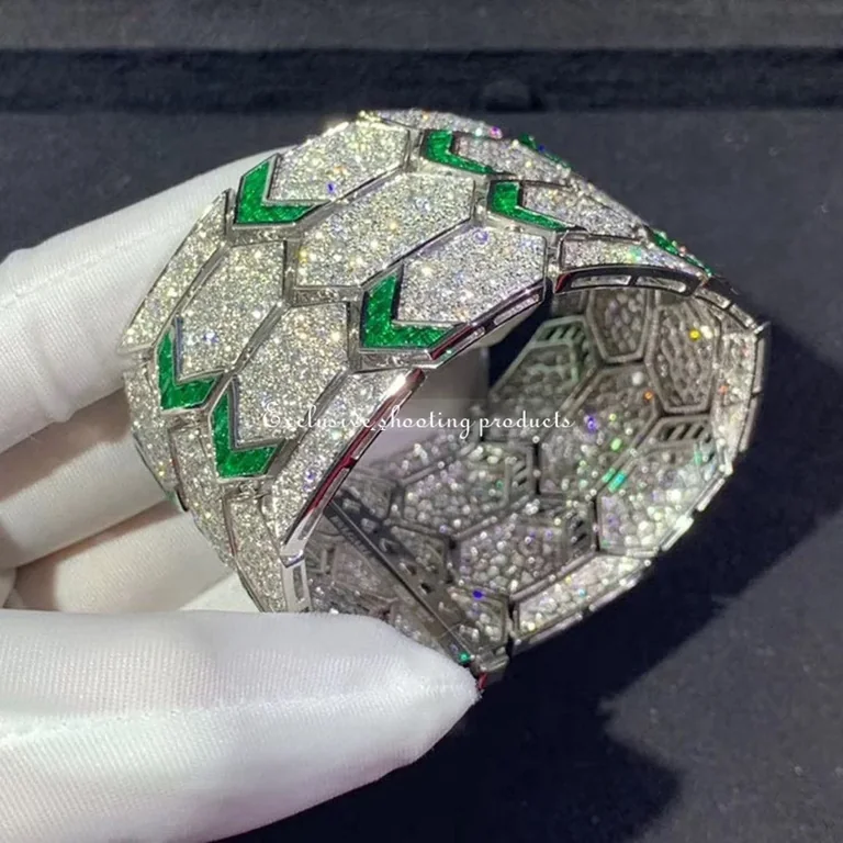 Bulgari Serpenti 353848 bracelet 18kt white gold with emeralds and pavé diamonds 10