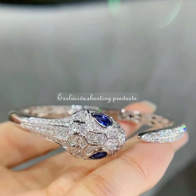 Bulgari Serpenti 354098 bangle bracelet in 18 kt white gold set with blue sapphire eyes and pavé diamonds 7