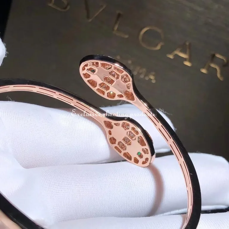 Bulgari Serpenti 356522-1 18 kt rose gold bracelet set with emerald eyes and pavé diamonds 6