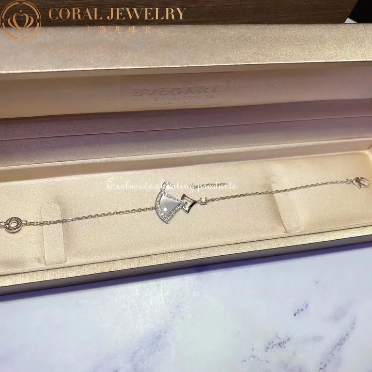 Bulgari 358684 Divas? Dream Bracelet White Gold with Mother-of-pearl and Diamonds 6