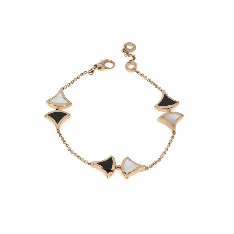 Bulgari BR856995 Divas? Dream Bracelet Rose Gold Mother Of Pearl And Onyx Bracelet 1