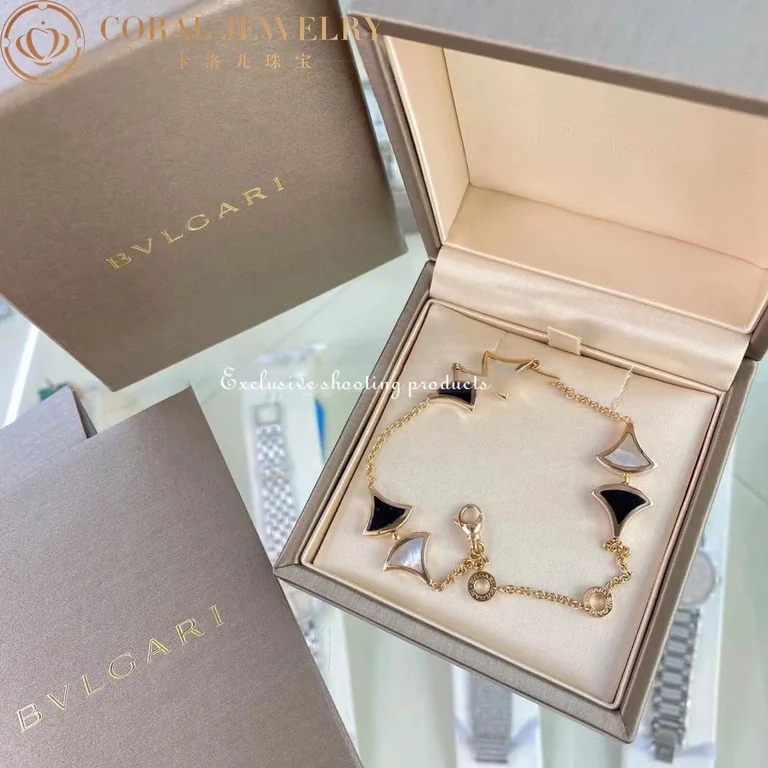 Bulgari BR856995 Divas? Dream Bracelet Rose Gold Mother Of Pearl And Onyx Bracelet 4