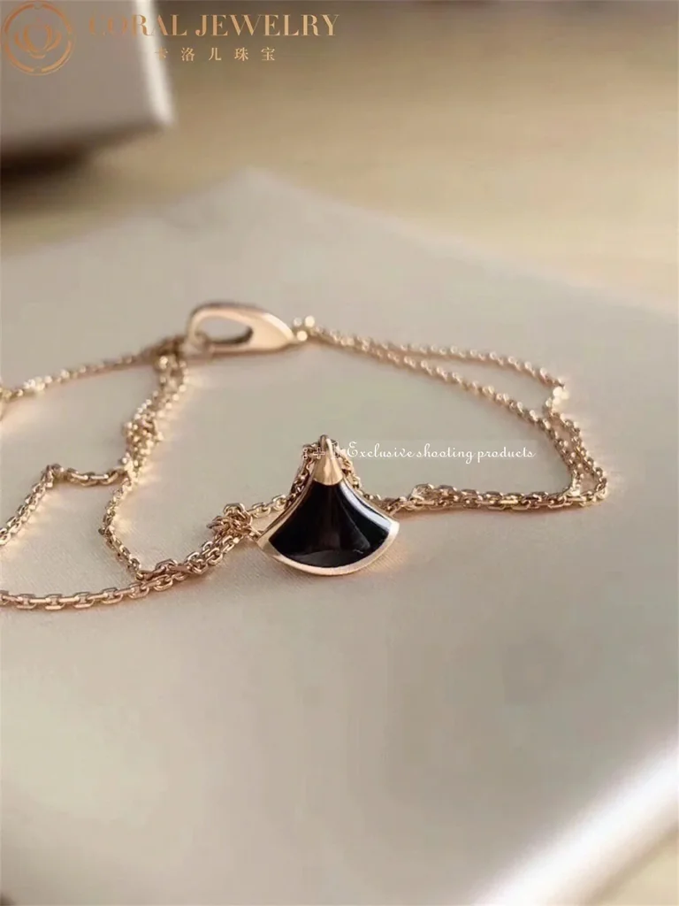 Bulgari BR857214 Divas? Dream Bracelet Rose Gold Onyx Bracelet 2