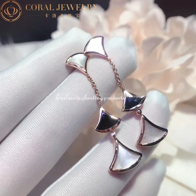 Bulgari 350260 Diva?s Dream Earrings with Black Onyx and Mother of Pearl OR857051 8