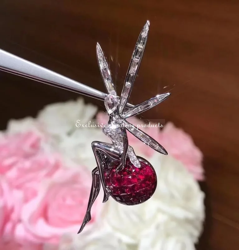 Van Cleef & Arpels brooch F�e Caresse d?�ole brooch 6