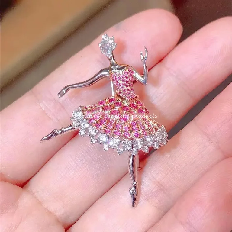 Van Cleef & Arpels Cardinal rose ballerina brooch White gold pink gold pink sapphires diamonds brooch 7
