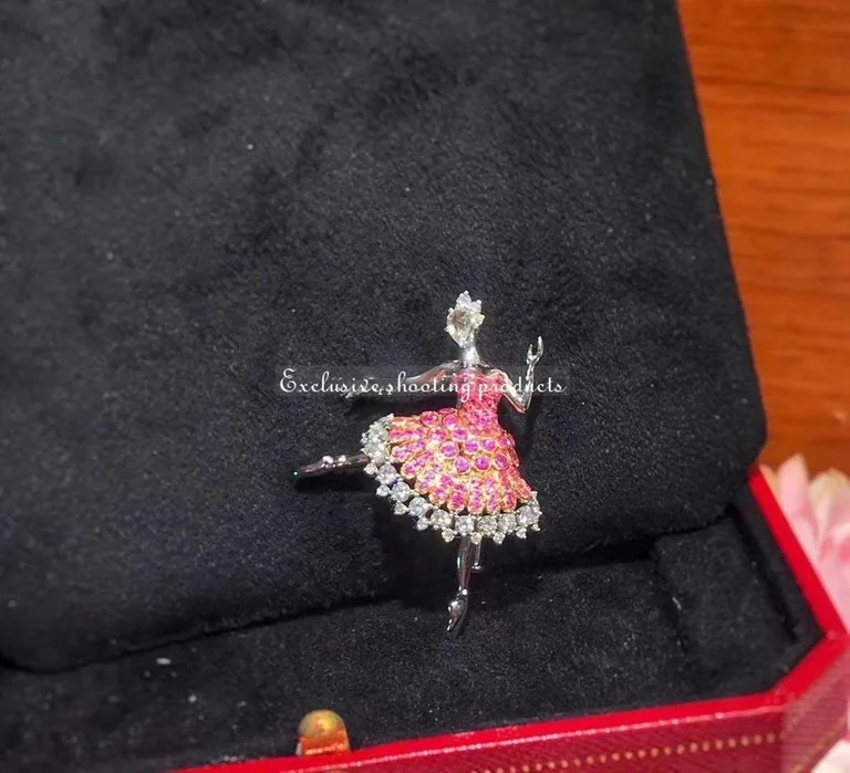 Van Cleef & Arpels Cardinal rose ballerina brooch White gold pink gold pink sapphires diamonds brooch 3