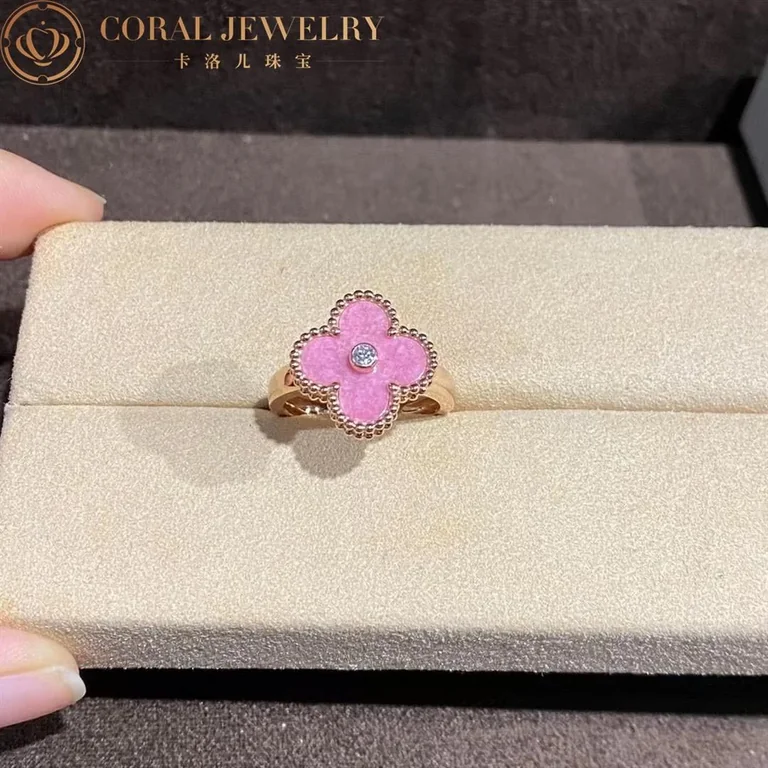 Van Cleef & Arpels VCARF48900-Rosenite Vintage Alhambra ring Yellow gold Diamond Rosenite ring 5