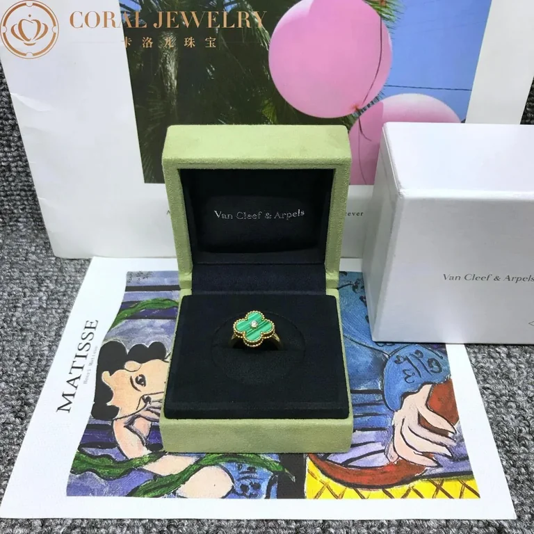 Van Cleef & Arpels VCARO3QM00 Vintage Alhambra ring Yellow gold Diamond Malachite ring 5