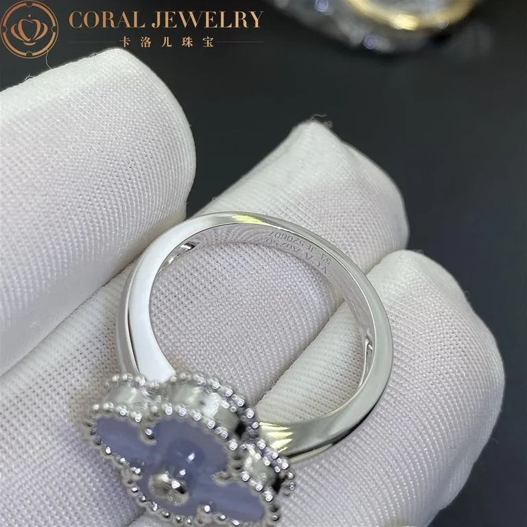 Van Cleef & Arpels VCARF48900-Chalcedony Vintage Alhambra ring White gold Diamond Chalcedony ring 2