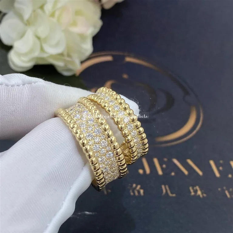 Van Cleef & Arpels VCARP4E100 Perlée diamonds ring 1 row Yellow gold Diamond ring 5